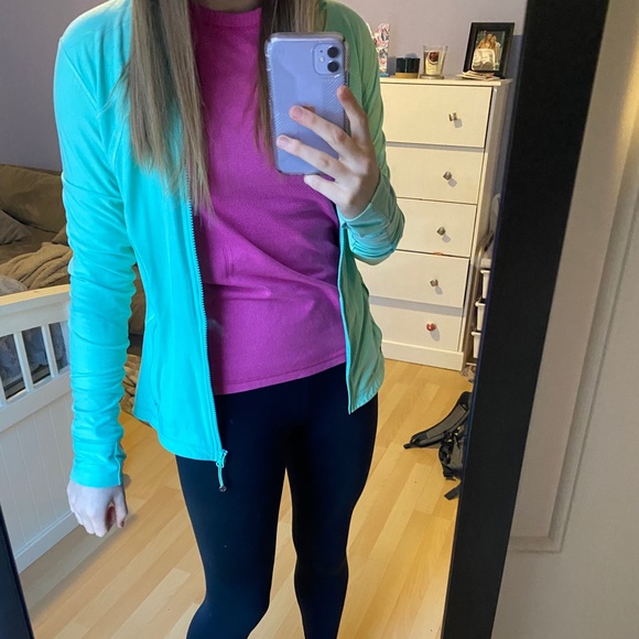 Lululemon Jacket - Picture 2 of 7